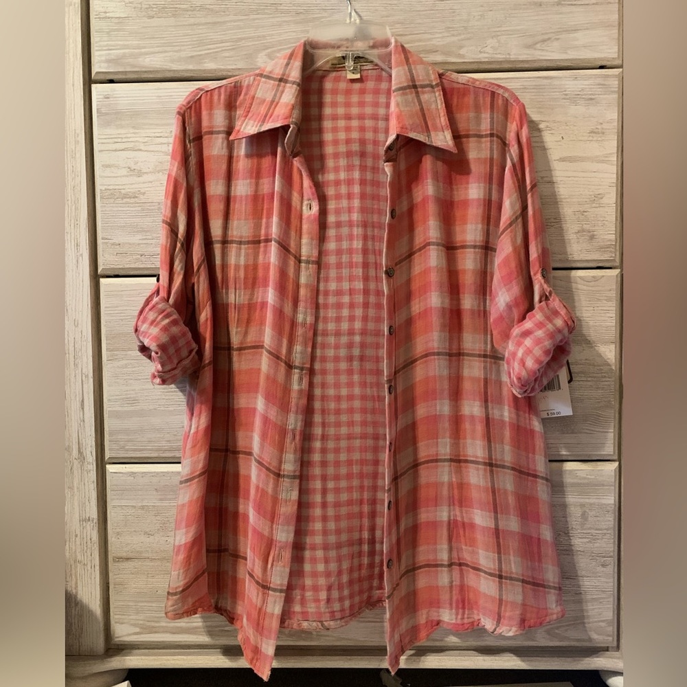 Nine West Pink Button Down; NWT - Picture 2 of 3